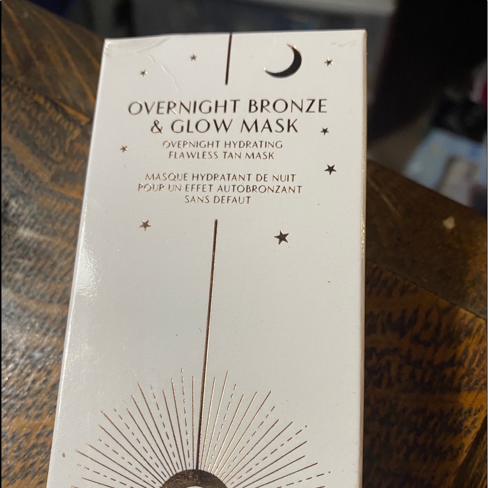 Charlotte Tilbury Bronze And glow